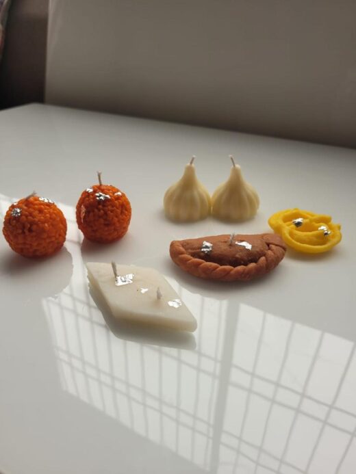 Festive Floating Candle Assortment - Ziya Candles