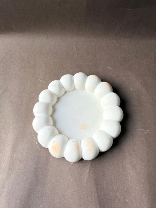 Pebble Rim Concrete Tray - Ziya Candles